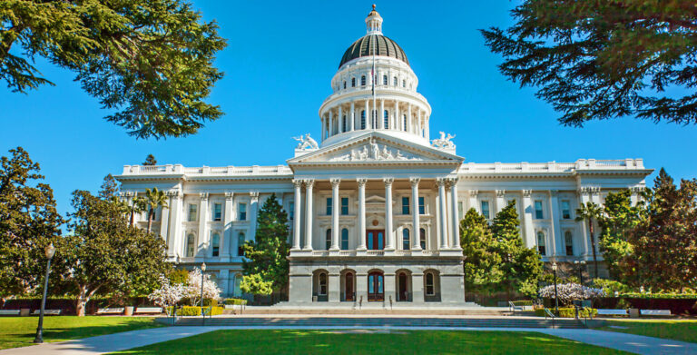 California AB 628 (Effective 1/1/2026): When Landlords Must Provide Refrigerators and Stoves 